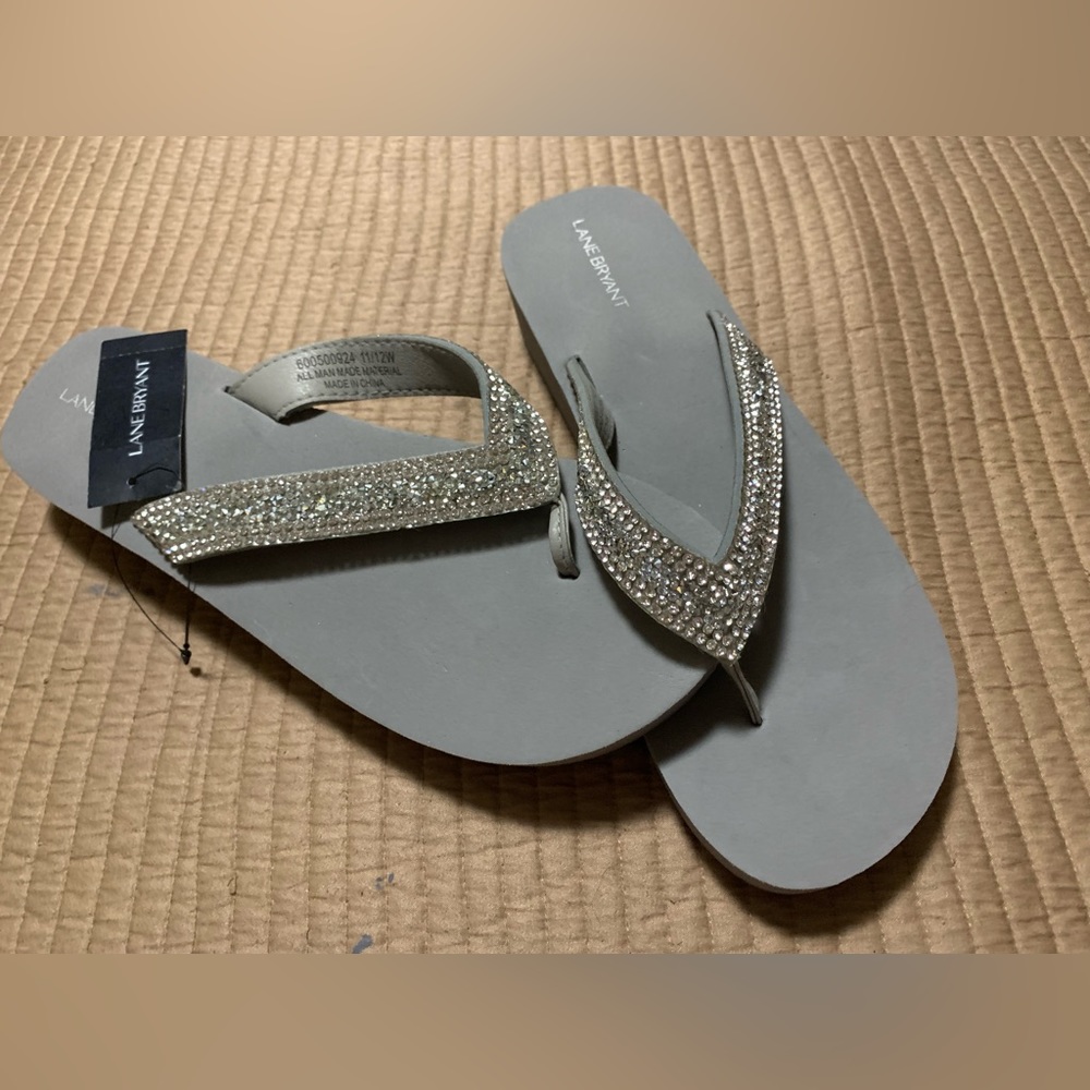 Gray & Rhinestone Sandals/Flip Flops Size 11/12